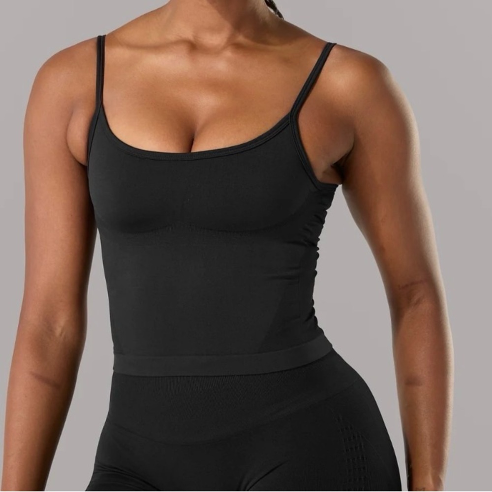 Alphalete push tank